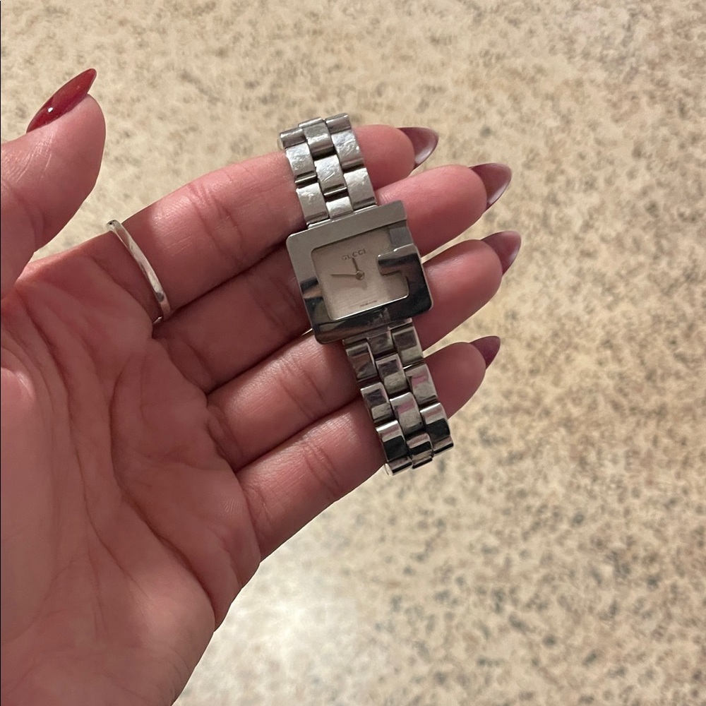 Gucci Silver Metal Link Bracelet